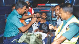 সম্প্রতি জেনেভা ক্যাম্পে সেনাবাহিনী, র‌্যাব ও পুলিশের যৌথ অভিযান পরিচালনা করা হয় / ফাইল ছবি